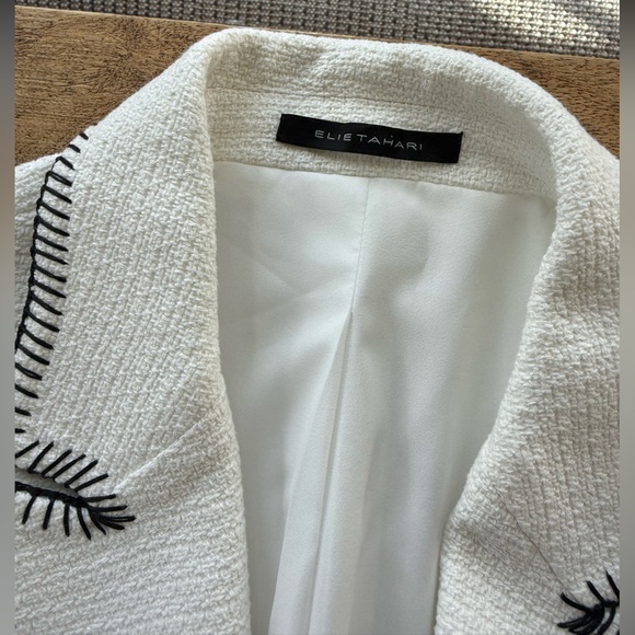 Elie Tahari White Jacket with Black Stitching - Picture 2 of 3